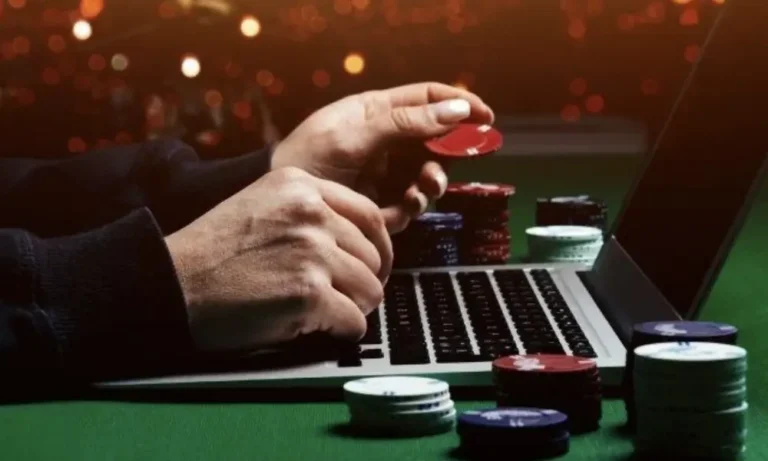 Baccarat or Slots: Which Online Casino Game Has Better Odds for Beginners?